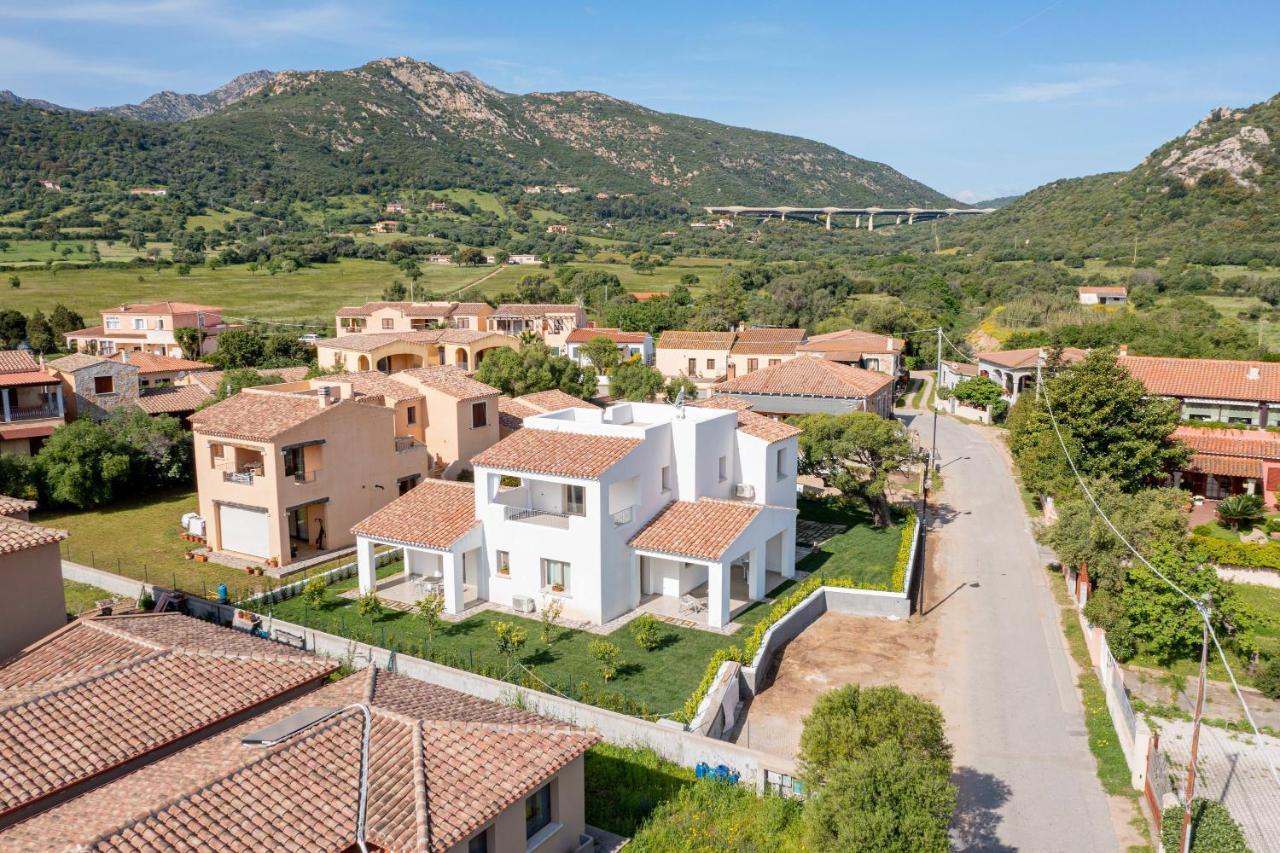 Residenza L'Alzoni Otel San Teodoro  Dış mekan fotoğraf