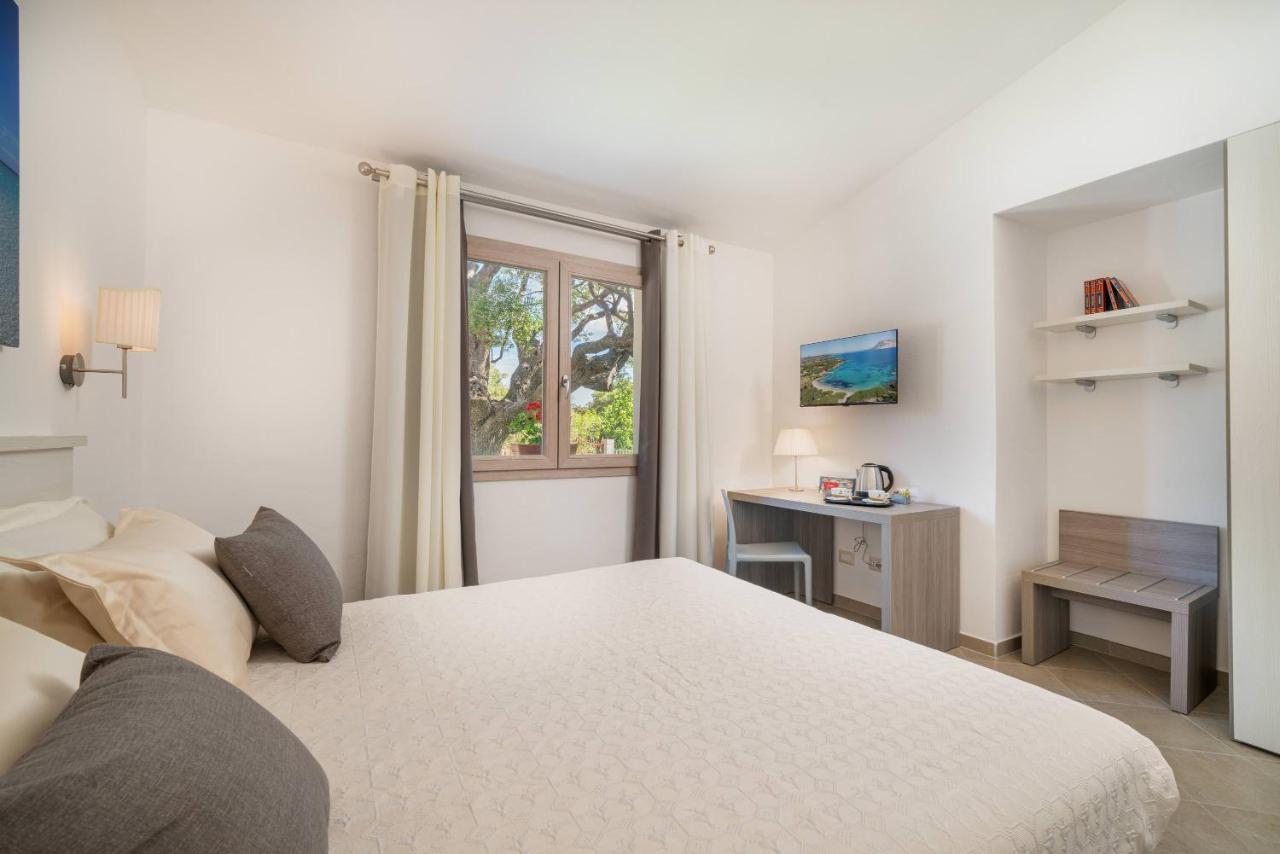 Residenza L'Alzoni Otel San Teodoro  Dış mekan fotoğraf