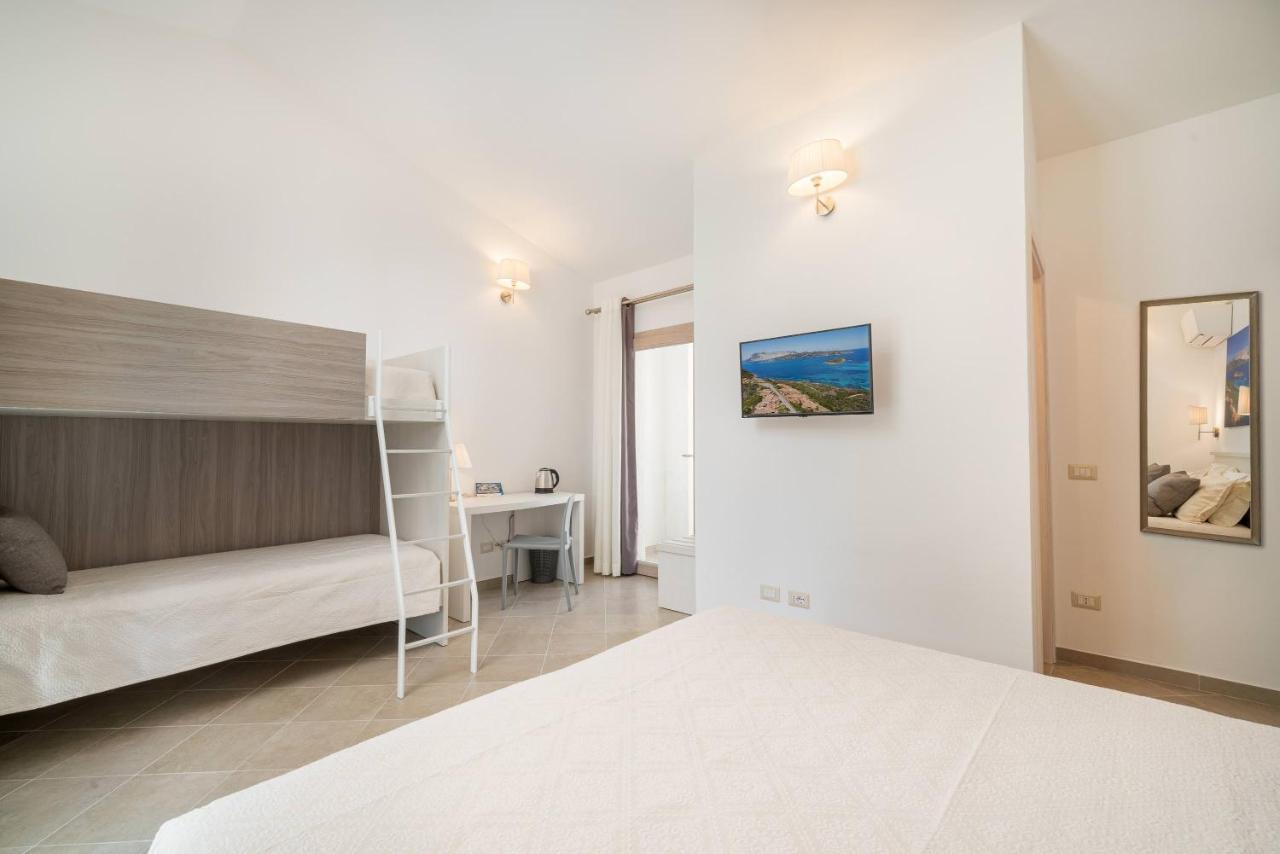 Residenza L'Alzoni Otel San Teodoro  Dış mekan fotoğraf