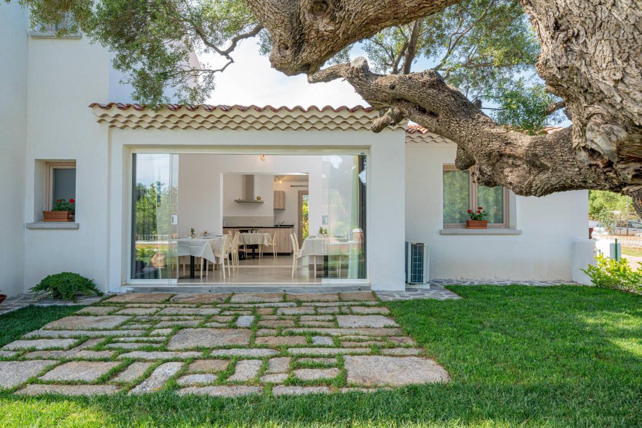 Residenza L'Alzoni Otel San Teodoro  Dış mekan fotoğraf