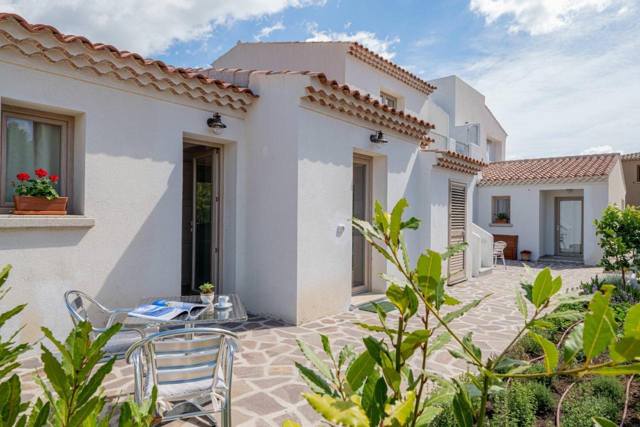 Residenza L'Alzoni Otel San Teodoro  Dış mekan fotoğraf