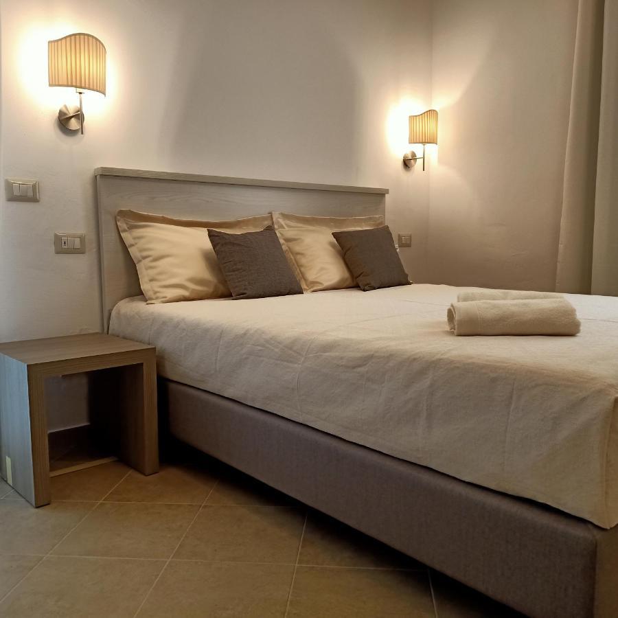 Residenza L'Alzoni Otel San Teodoro  Dış mekan fotoğraf