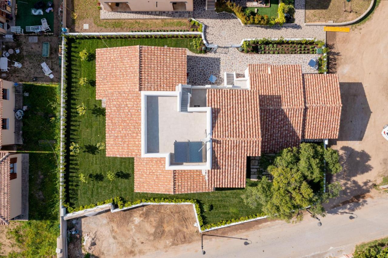 Residenza L'Alzoni Otel San Teodoro  Dış mekan fotoğraf