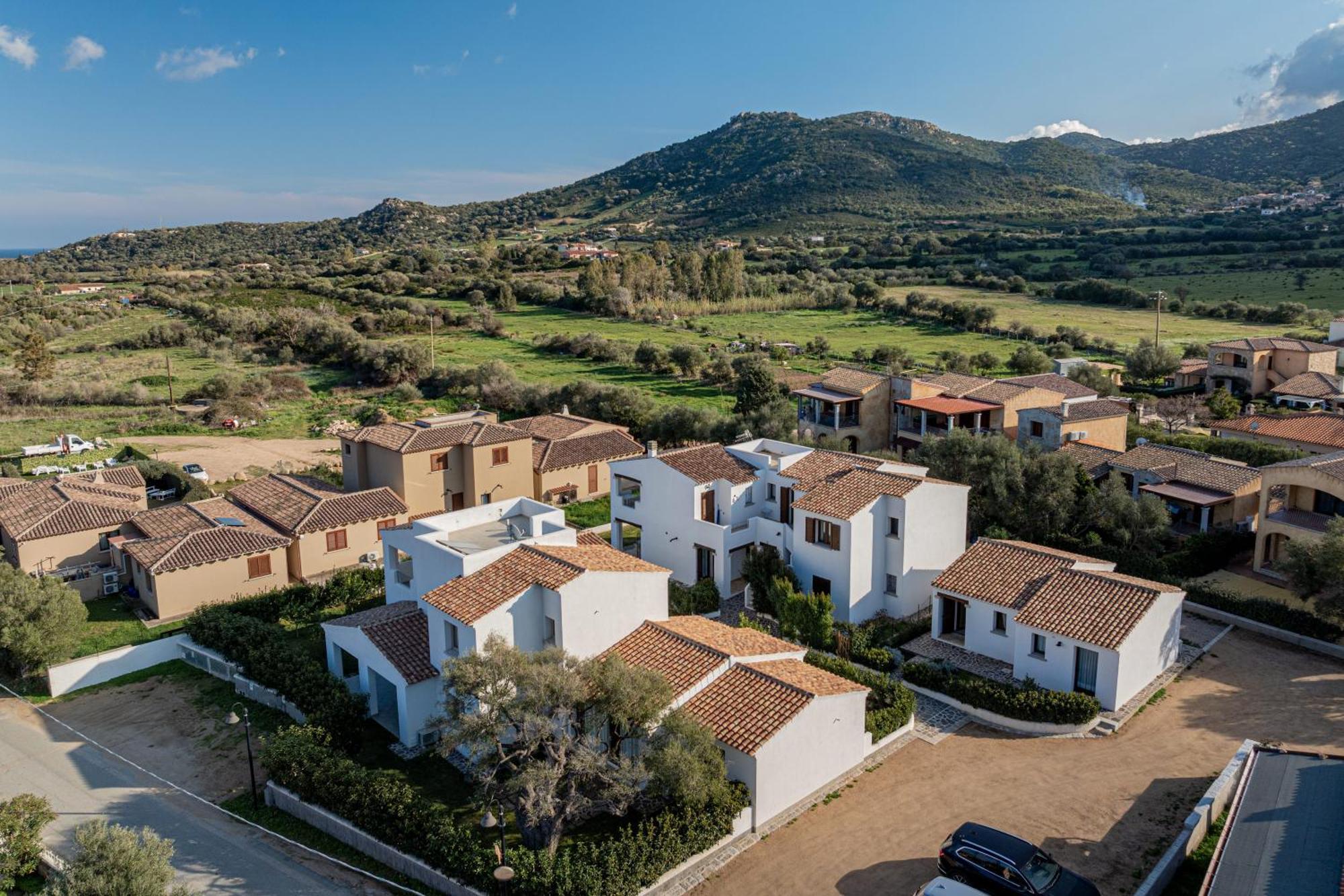 Residenza L'Alzoni Otel San Teodoro  Dış mekan fotoğraf