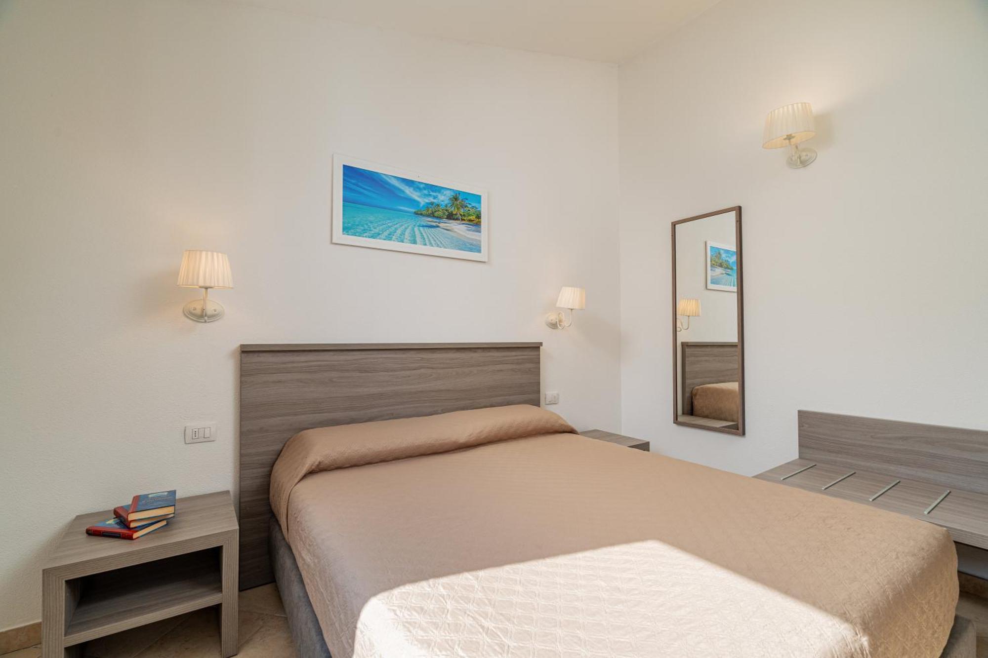 Residenza L'Alzoni Otel San Teodoro  Dış mekan fotoğraf