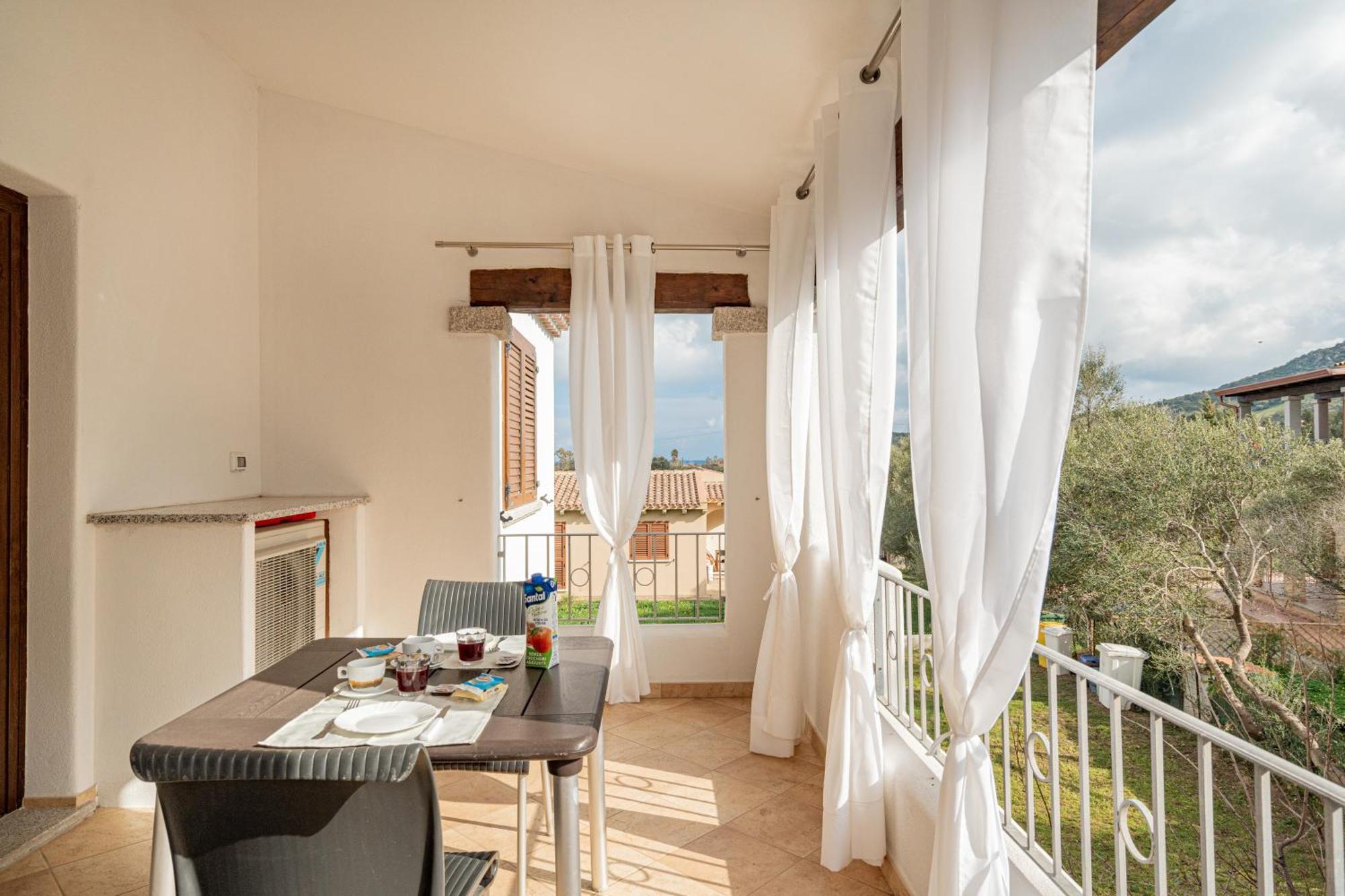 Residenza L'Alzoni Otel San Teodoro  Dış mekan fotoğraf