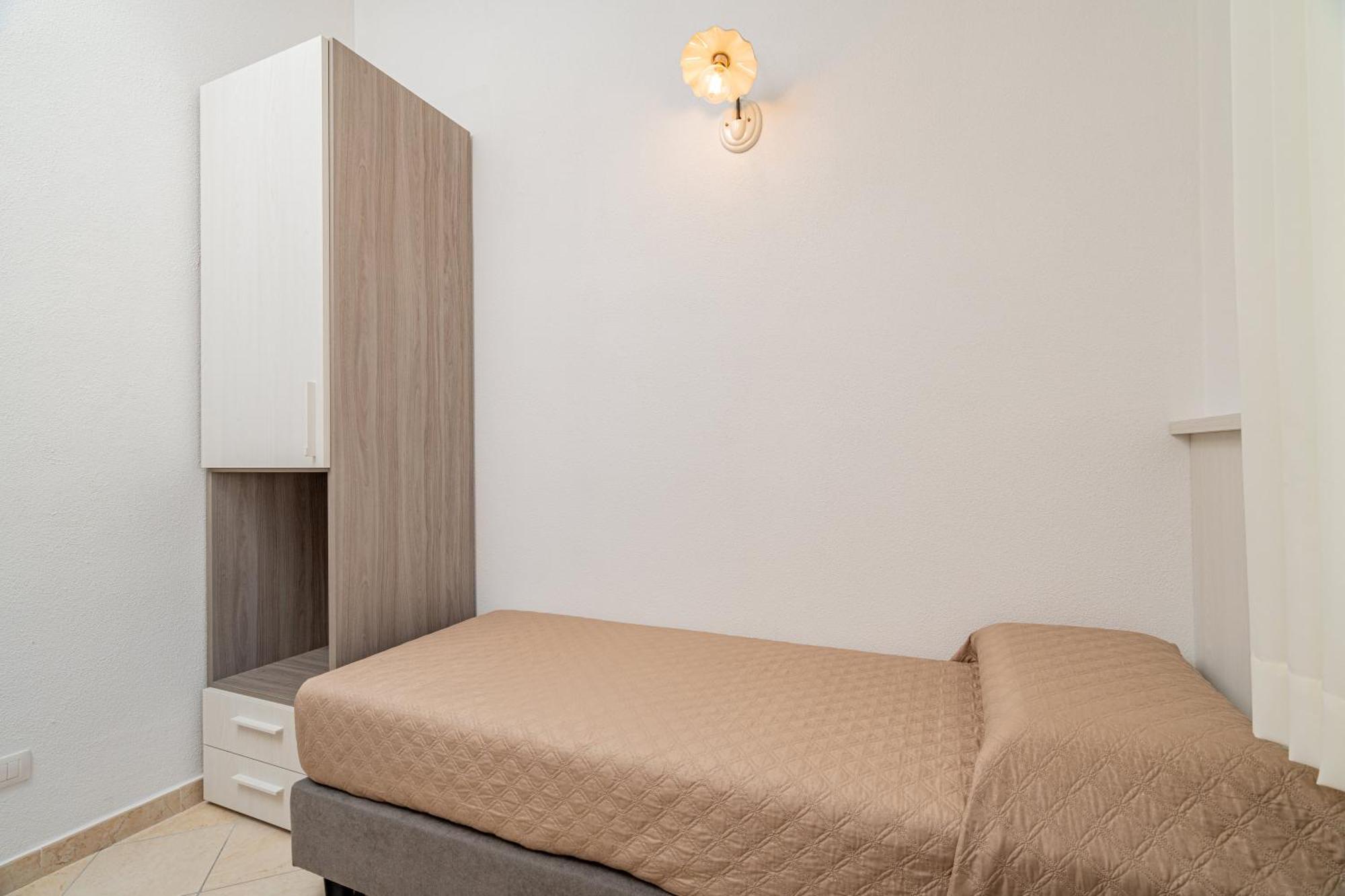 Residenza L'Alzoni Otel San Teodoro  Dış mekan fotoğraf