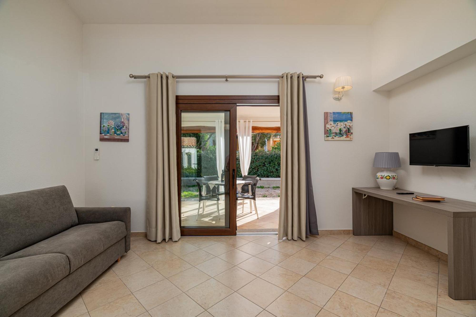 Residenza L'Alzoni Otel San Teodoro  Dış mekan fotoğraf