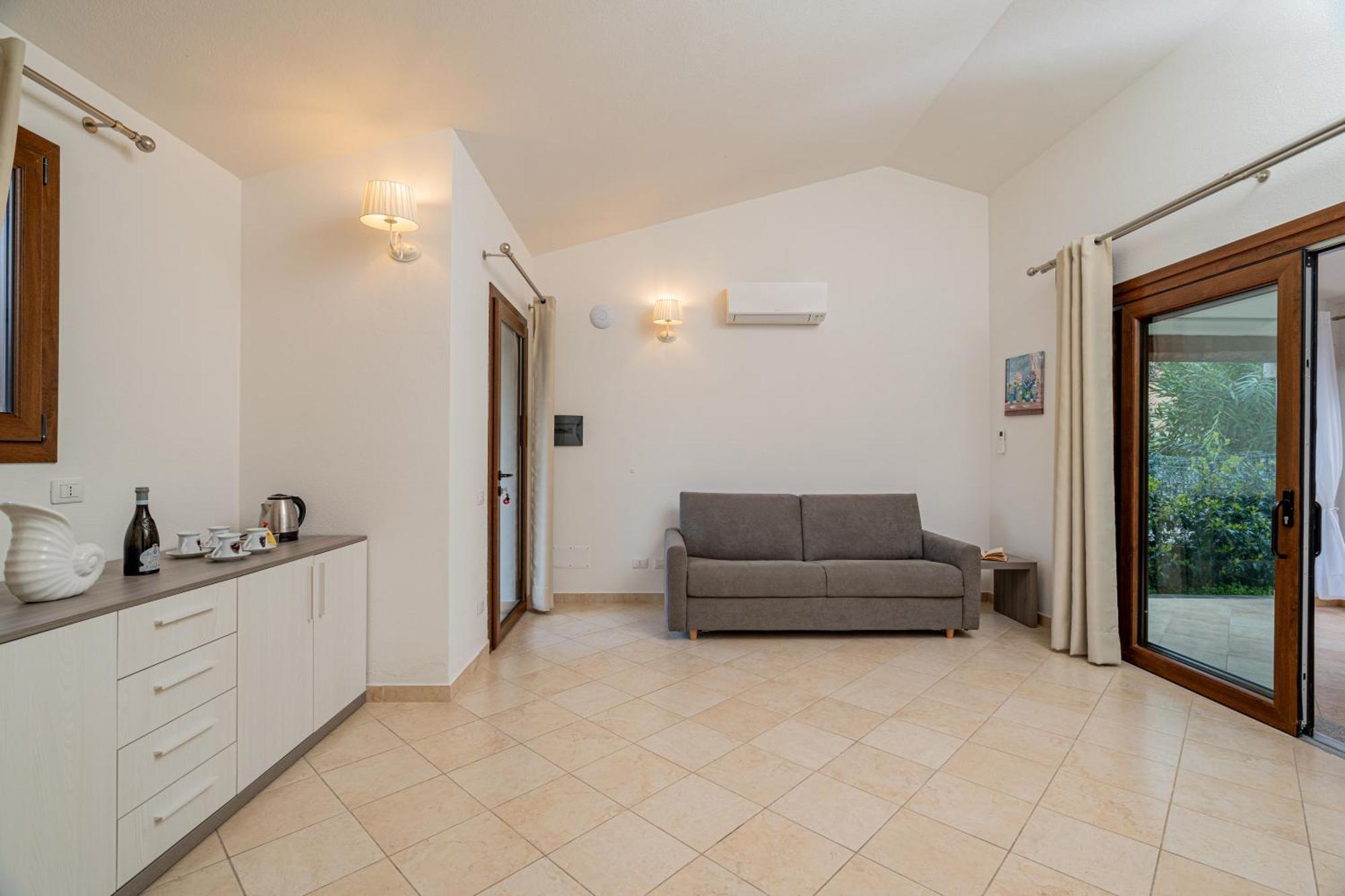 Residenza L'Alzoni Otel San Teodoro  Dış mekan fotoğraf